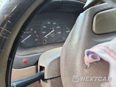 Zdjęcie 9 z 12 samochodu: 2000 HONDA CIVIC LX VIN:1HGEJ657XYL070466 - miniatura