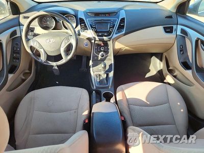 Zdjęcie 8 z 12 samochodu: 2016 HYUNDAI ELANTRA VALUE EDITION VIN:5NPDH4AE2GH793147 - miniatura