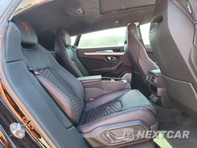 Zdjęcie 11 z 13 samochodu: 2019 LAMBORGHINI URUS VIN:ZPBUA1ZL5KLA05478 - miniatura