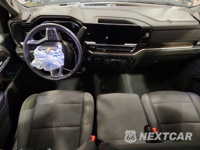 Zdjęcie 8 z 12 samochodu: 2022 CHEVROLET SILVERADO K1500 LT VIN:1GCPDDEK1NZ512082 - miniatura
