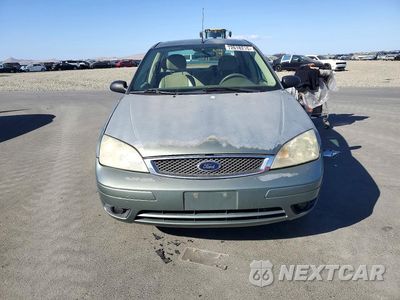Piąte zdjęcie samochodu w środku: 2006 FORD FOCUS ZX4 VIN:1FAHP34N36W132249 - miniatura