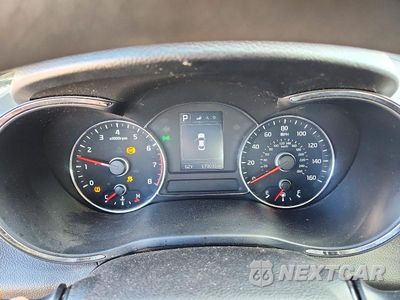 Zdjęcie 9 z 12 samochodu: 2018 KIA FORTE LX VIN:3KPFK4A78JE283473 - miniatura