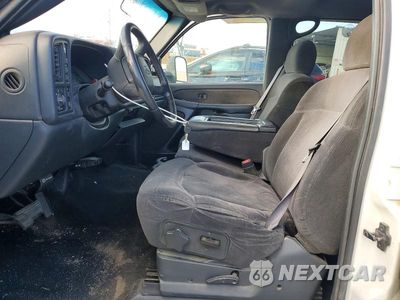 Zdjęcie 7 z 13 samochodu: 2002 CHEVROLET SILVERADO K2500 HEAVY DUTY VIN:1GCHK23152F204709 - miniatura
