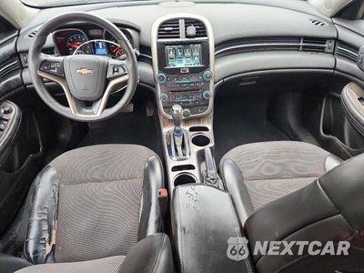 Zdjęcie 8 z 12 samochodu: 2015 CHEVROLET MALIBU 1LT VIN:1G11C5SLXFF335622 - miniatura