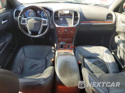 Zdjęcie 8 z 13 samochodu: 2014 CHRYSLER 300 VIN:2C3CCAAG7EH229045 - miniatura