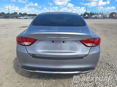 Zdjęcie 6 z 12 samochodu: 2015 CHRYSLER 200 LIMITED VIN:1C3CCCAB2FN585976 - miniatura