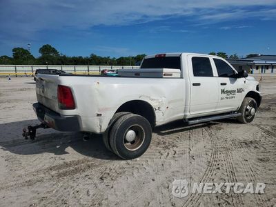 Trzecie zdjęcie samochodu z tyłu: 2018 RAM 3500 ST VIN:3C63RRGLXJG311043 - miniatura