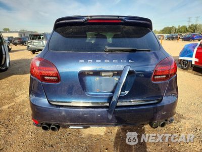 Zdjęcie 6 z 12 samochodu: 2014 PORSCHE CAYENNE GTS VIN:WP1AD2A21ELA76111 - miniatura