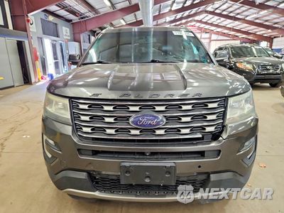 Piąte zdjęcie samochodu w środku: 2017 FORD EXPLORER LIMITED VIN:1FM5K8F85HGB01139 - miniatura