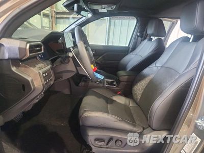 Zdjęcie 7 z 13 samochodu: 2025 TOYOTA TACOMA LIMITED VIN:3TYLB5JN5ST090751 - miniatura