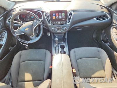 Zdjęcie 8 z 12 samochodu: 2017 CHEVROLET MALIBU LT VIN:1G1ZE5ST2HF158631 - miniatura