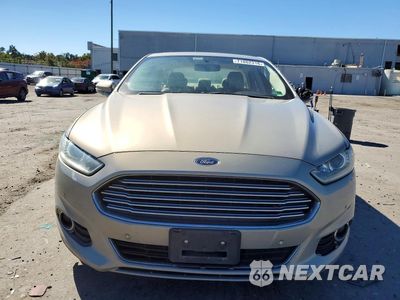 Piąte zdjęcie samochodu w środku: 2015 FORD FUSION SE PHEV VIN:3FA6P0PU2FR275415 - miniatura