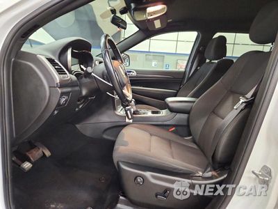 Zdjęcie 7 z 13 samochodu: 2020 JEEP GRAND CHEROKEE LAREDO VIN:1C4RJFAG2LC167417 - miniatura