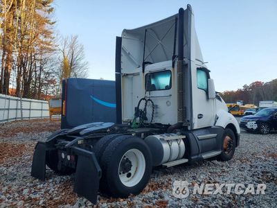 Trzecie zdjęcie samochodu z tyłu: 2017 KENWORTH T680 SEMI TRUCK VIN:1XKYA48XXHJ160342 - miniatura
