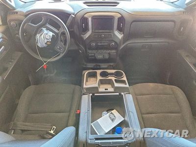 Zdjęcie 8 z 12 samochodu: 2022 CHEVROLET SILVERADO K1500 VIN:1GCUDAED3NZ512989 - miniatura
