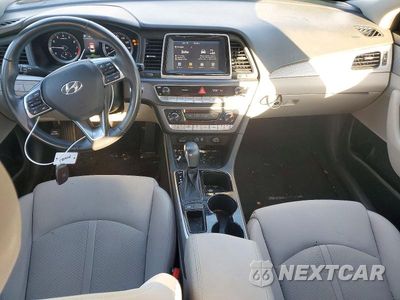 Zdjęcie 8 z 12 samochodu: 2018 HYUNDAI SONATA SEL VIN:5NPE34AF9JH669136 - miniatura