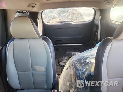 Zdjęcie 10 z 13 samochodu: 2018 KIA SEDONA SXL VIN:KNDME5C13J6373892 - miniatura