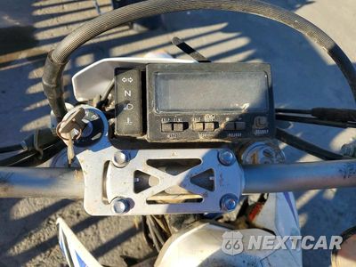 Zdjęcie 7 z 9 samochodu: 2017 SUZUKI DR-Z400 SM VIN:JS1SK44A5H2101574 - miniatura