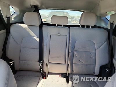 Zdjęcie 10 z 14 samochodu: 2020 HYUNDAI TUCSON VALUE VIN:KM8J33A40LU262088 - miniatura