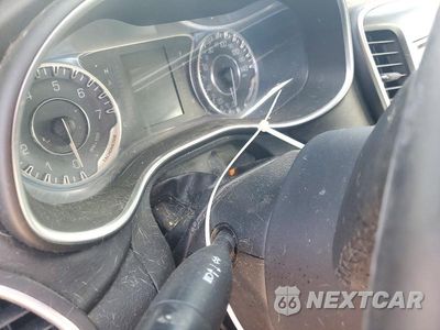 Zdjęcie 9 z 12 samochodu: 2015 CHRYSLER 200 LIMITED VIN:1C3CCCAB7FN759668 - miniatura