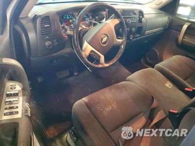 Zdjęcie 8 z 12 samochodu: 2009 CHEVROLET SILVERADO K2500 HEAVY DUTY LT VIN:1GCHK59K39E146844 - miniatura