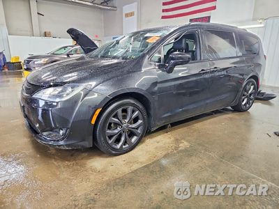 2018 CHRYSLER PACIFICA TOURING L 2C4RC1BG8JR235347 - główne zdjęcie licytacji z USA - miniatura