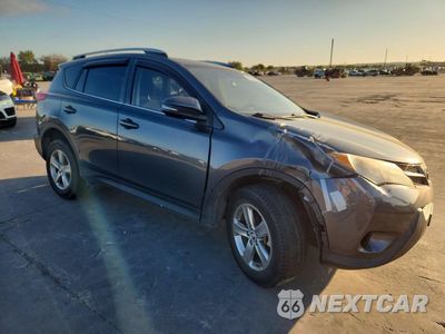 Czwarte zdjęcie samochodu z boku: 2015 TOYOTA RAV4 XLE VIN:JTMWFREV9FD074357 - miniatura