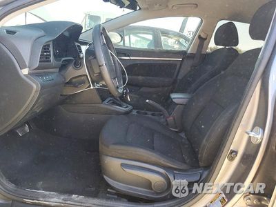 Zdjęcie 7 z 12 samochodu: 2020 HYUNDAI ELANTRA SEL VIN:5NPD84LF5LH533180 - miniatura