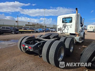 Trzecie zdjęcie samochodu z tyłu: 2019 PETERBILT 579 SEMI TRUCK VIN:1XPBDP9X0KD630519 - miniatura