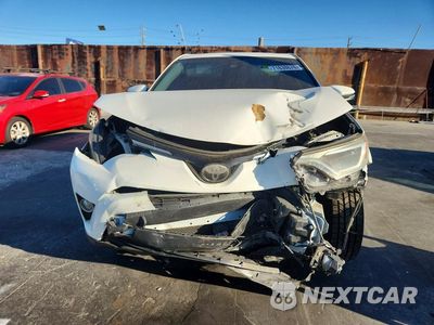 Piąte zdjęcie samochodu w środku: 2018 TOYOTA RAV4 XLE VIN:JTMWFREV5JJ153275 - miniatura
