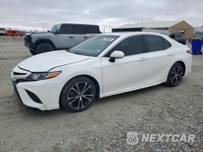 2018 TOYOTA CAMRY SE 4T1B11HKXJU128611 - główne zdjęcie licytacji z USA - miniatura