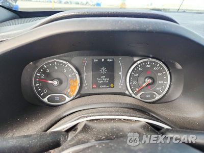 Zdjęcie 9 z 14 samochodu: 2018 JEEP RENEGADE SPORT VIN:ZACCJBAB4JPJ56881 - miniatura