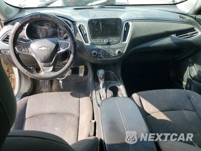 Zdjęcie 8 z 12 samochodu: 2021 CHEVROLET MALIBU LT VIN:1G1ZD5STXMF069452 - miniatura