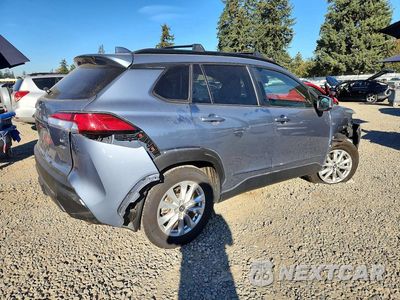 Trzecie zdjęcie samochodu z tyłu: 2024 TOYOTA COROLLA CROSS LE VIN:7MUBAABG7RV117404 - miniatura