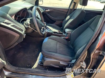 Zdjęcie 7 z 12 samochodu: 2015 FORD FOCUS SE VIN:1FADP3F28FL233645 - miniatura