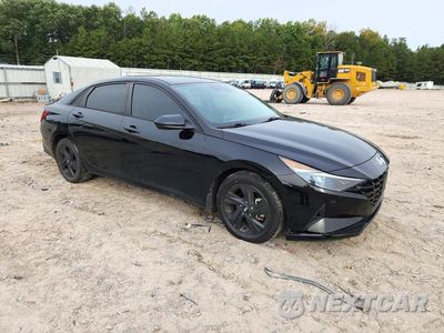 Czwarte zdjęcie samochodu z boku: 2021 HYUNDAI ELANTRA SEL VIN:KMHLM4AG2MU209738 - miniatura