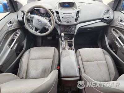 Zdjęcie 8 z 13 samochodu: 2017 FORD ESCAPE SE VIN:1FMCU9GD8HUE00256 - miniatura
