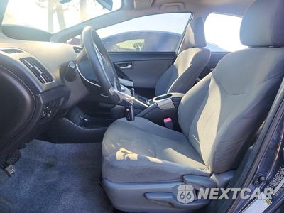 Zdjęcie 7 z 12 samochodu: 2013 TOYOTA PRIUS TWO VIN:JTDKN3DUXD5565888 - miniatura