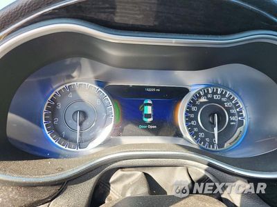 Zdjęcie 9 z 12 samochodu: 2015 CHRYSLER 200 C VIN:1C3CCCCB6FN550385 - miniatura