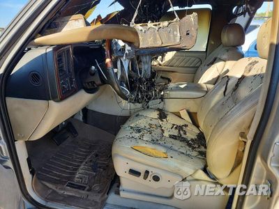 Zdjęcie 7 z 13 samochodu: 2005 CADILLAC ESCALADE ESV VIN:3GYFK66N95G143570 - miniatura