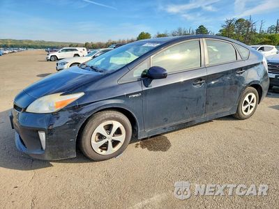 2015 TOYOTA PRIUS ONE JTDKN3DU2F1913337 - główne zdjęcie licytacji z USA - miniatura