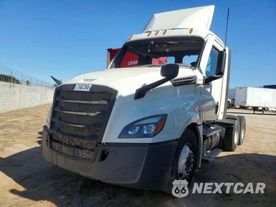 2022 FREIGHTLINER CASCADIA 126 SEMI TRUCK 3AKJHLDV2NSMV8596 - główne zdjęcie licytacji z USA - miniatura