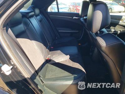Zdjęcie 10 z 12 samochodu: 2012 CHRYSLER 300 SRT-8 VIN:2C3CCAFJ7CH800857 - miniatura