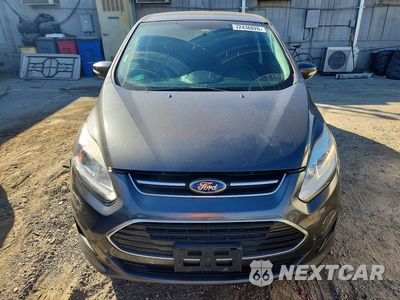 Piąte zdjęcie samochodu w środku: 2017 FORD C-MAX SE VIN:1FADP5AU2HL103108 - miniatura