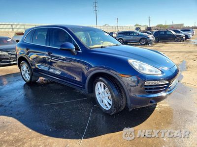 Czwarte zdjęcie samochodu z boku: 2013 PORSCHE CAYENNE S HYBRID VIN:WP1AE2A26DLA14912 - miniatura