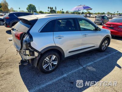 Trzecie zdjęcie samochodu z tyłu: 2020 KIA NIRO LXS VIN:KNDCB3LC2L5399127 - miniatura