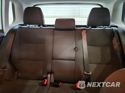 Zdjęcie 10 z 13 samochodu: 2015 VOLKSWAGEN TIGUAN S VIN:WVGAV7AX5FW614621 - miniatura
