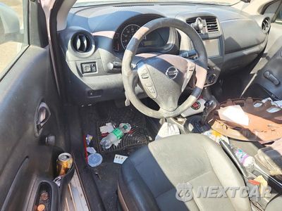 Zdjęcie 8 z 12 samochodu: 2019 NISSAN VERSA S PLUS VIN:3N1CN7AP8KL808107 - miniatura