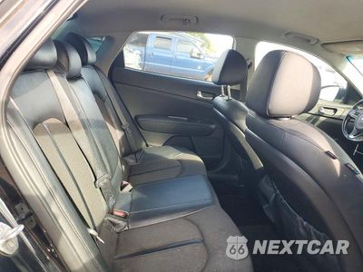 Zdjęcie 10 z 12 samochodu: 2018 KIA OPTIMA S VIN:5XXGT4L37JG204054 - miniatura
