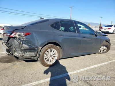 Trzecie zdjęcie samochodu z tyłu: 2025 TOYOTA CAMRY LE VIN:4T1DAACK7SU615539 - miniatura